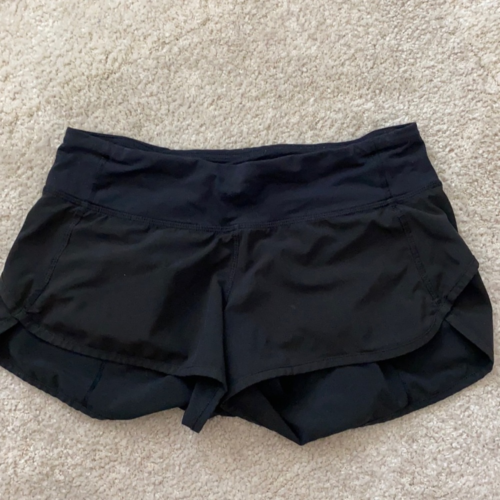 Black Lululemon short